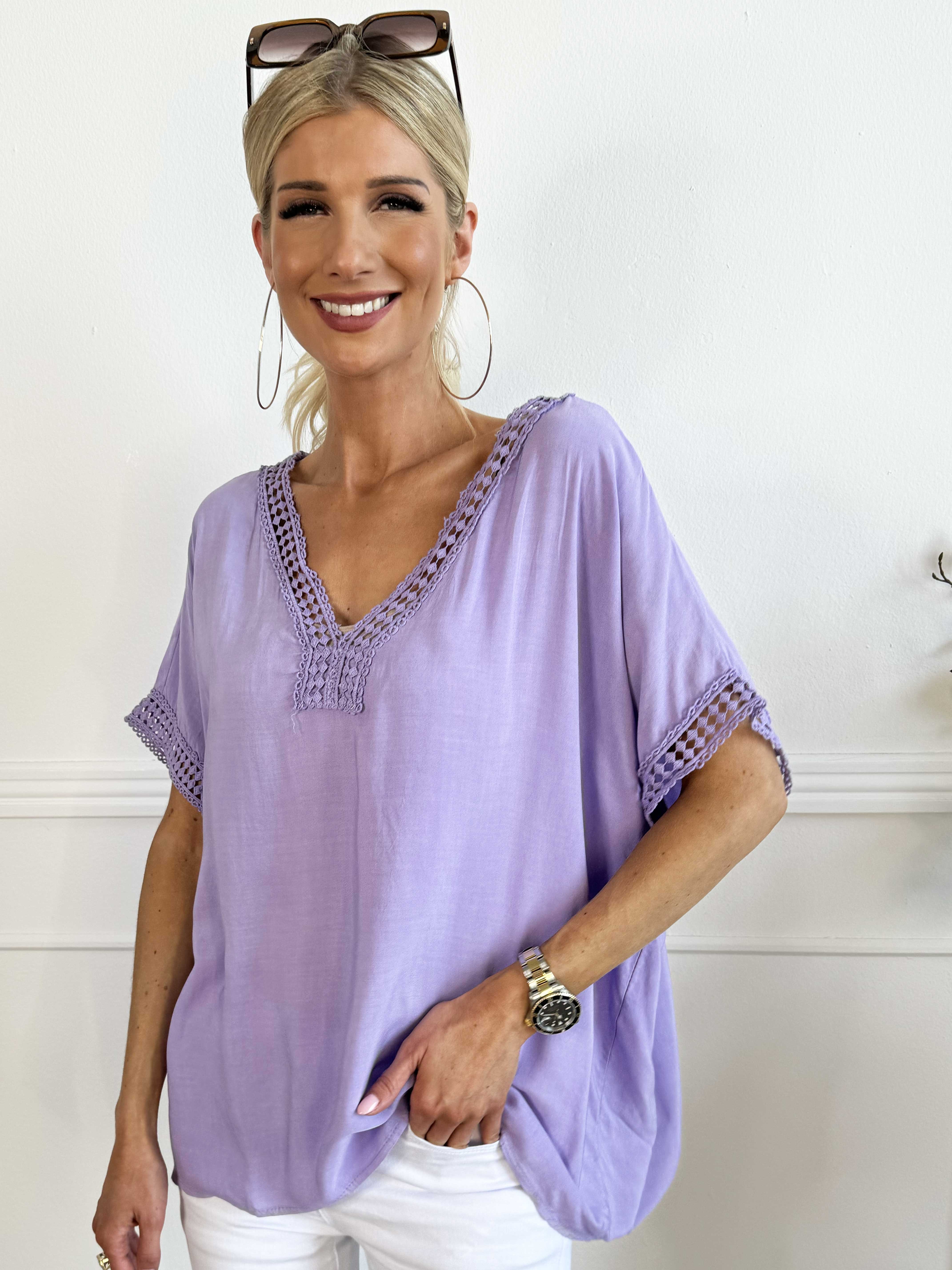 Muna - Simpel tunika i let viskose med broderinger